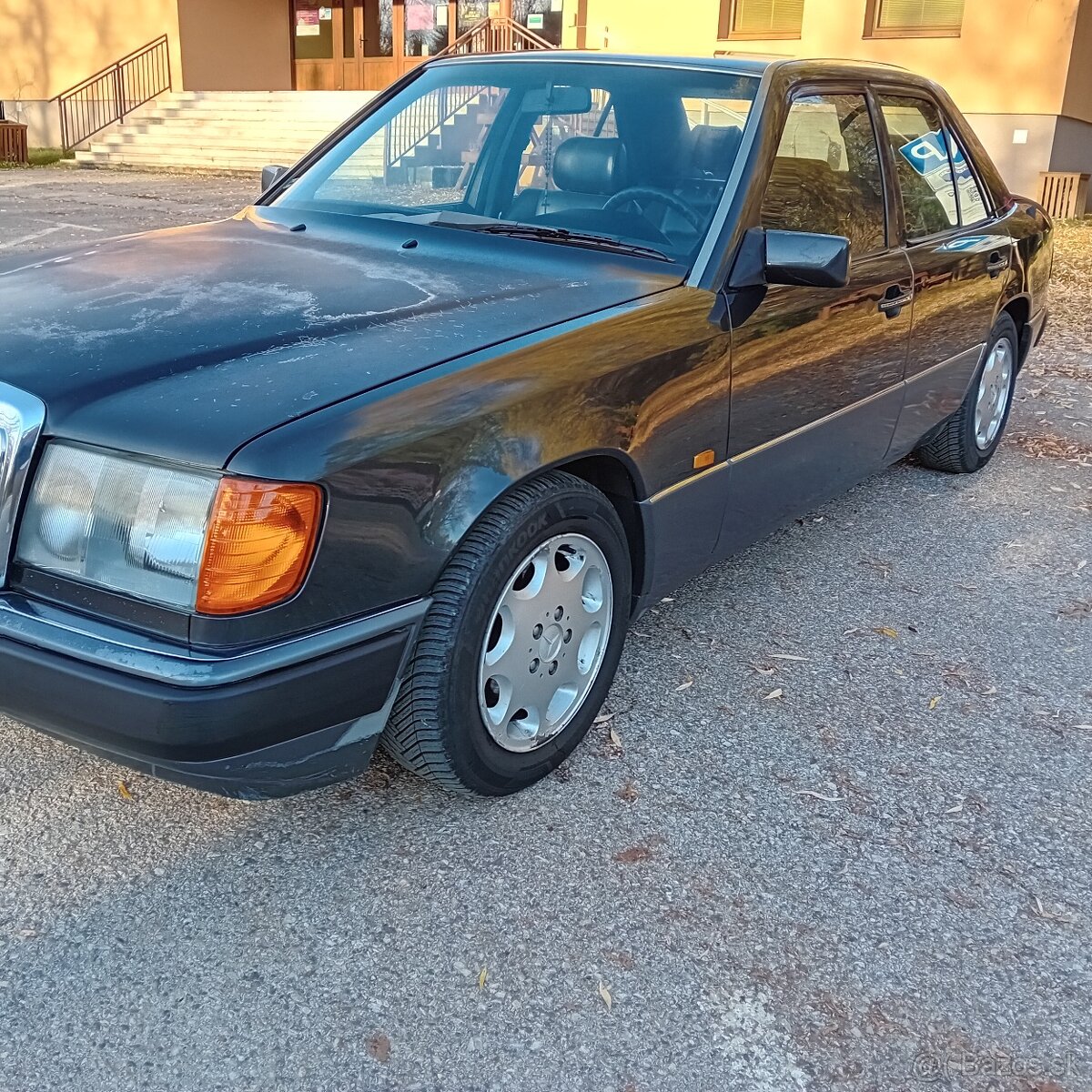 Mercedes-Benz w124 200E - 2