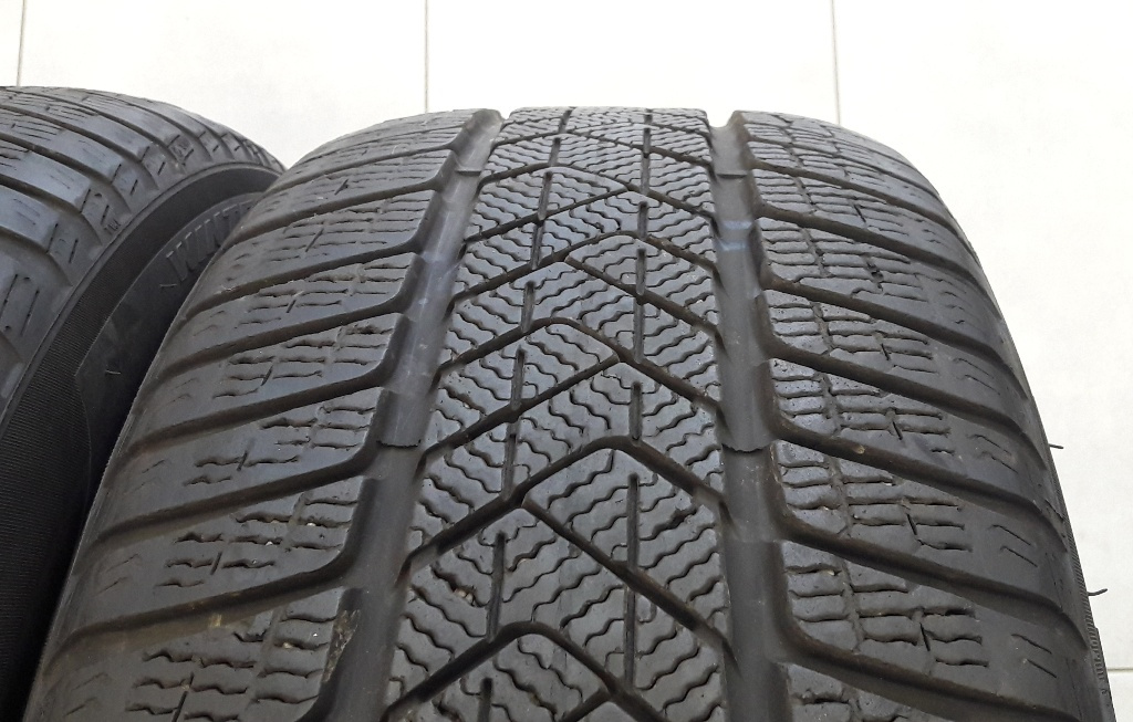 245/50R19 Pirelli ZIMNÉ - 2