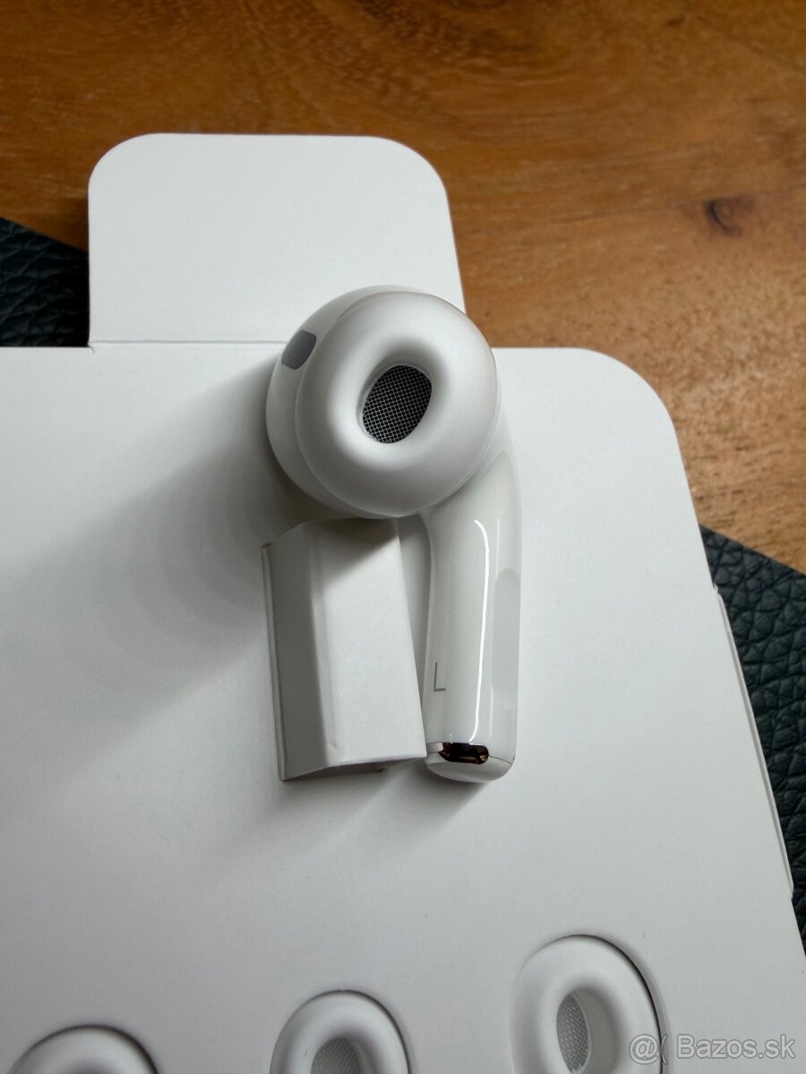Apple A2699 – Ľavé náhradné slúchadlo (AirPods Pro 2) - 2