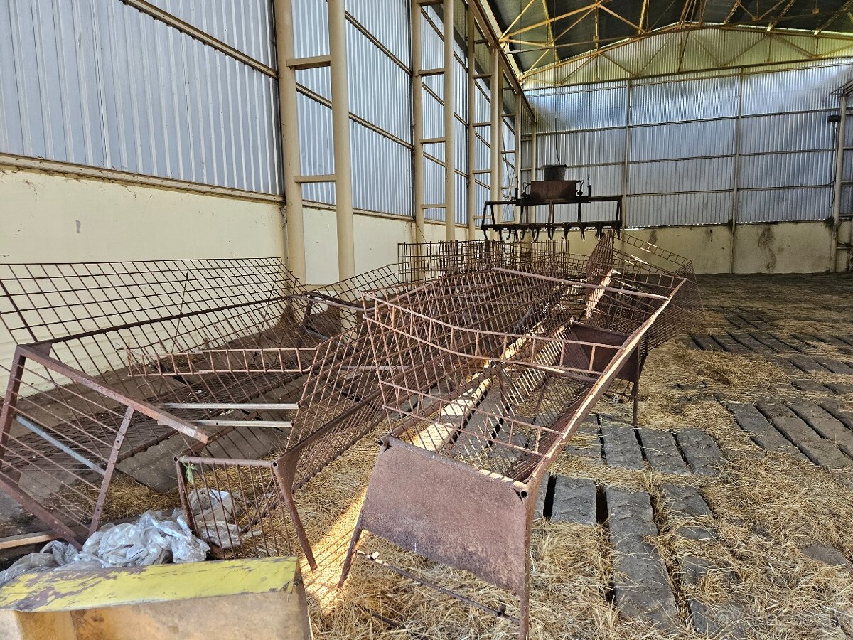 Krmelce / jasle na seno pre ovce/ kozy - 2