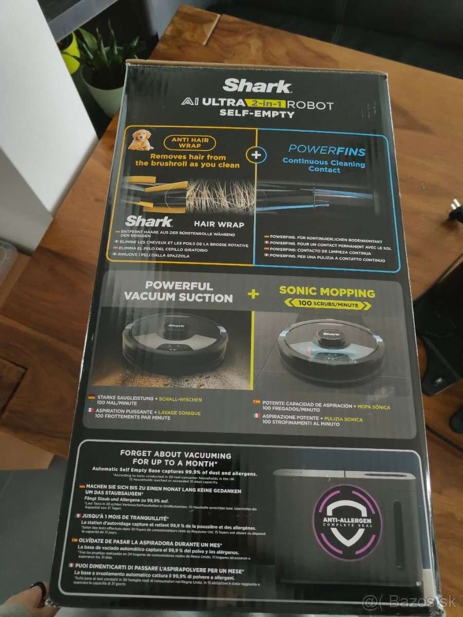 Robotický vysávač Shark - 2