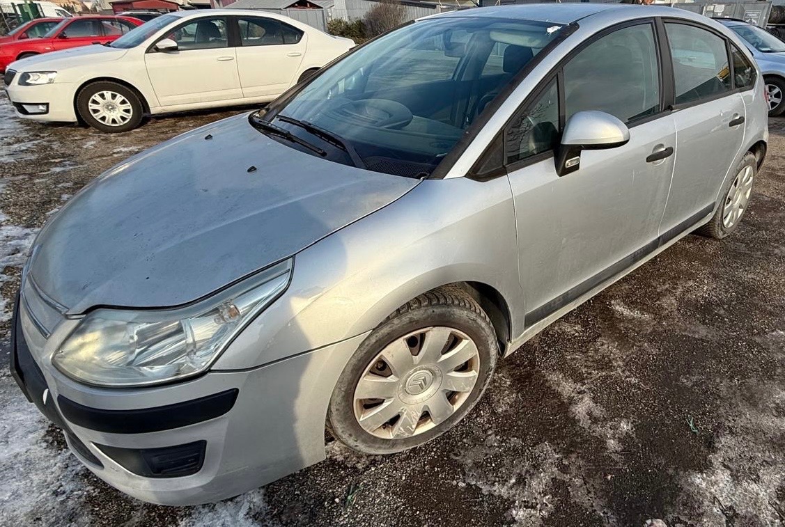 Citroën C4 1,4i - 2