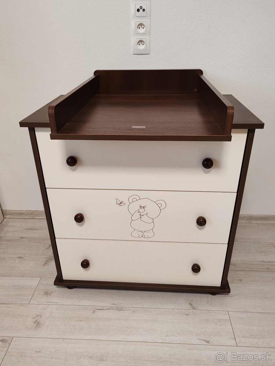 Komoda/prebalovací pult - 2