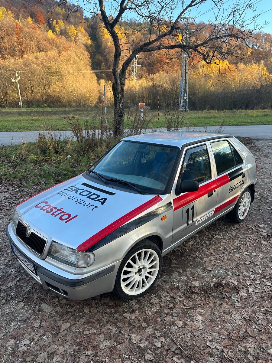 4x100 R17 205/40 - 2