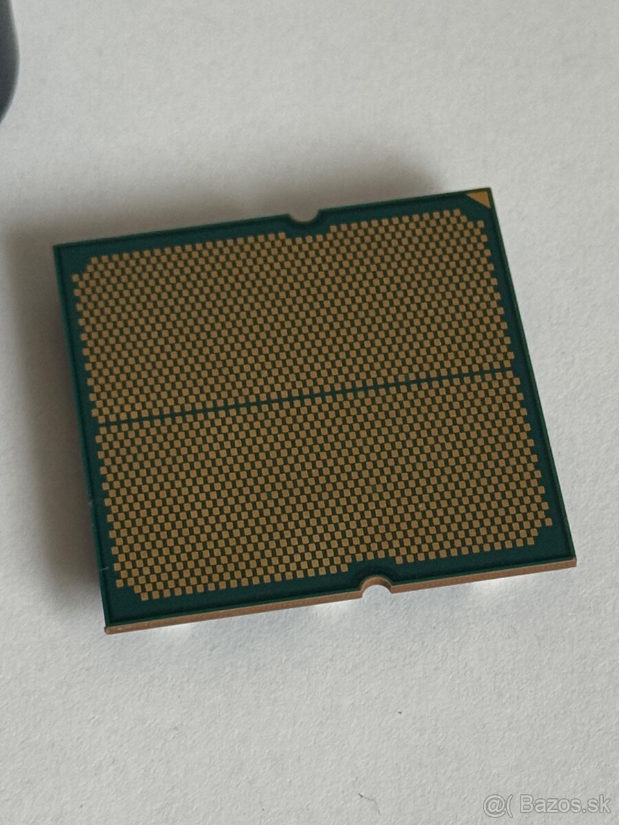 Predám procesor AMD Ryzen 9 7900X - 2