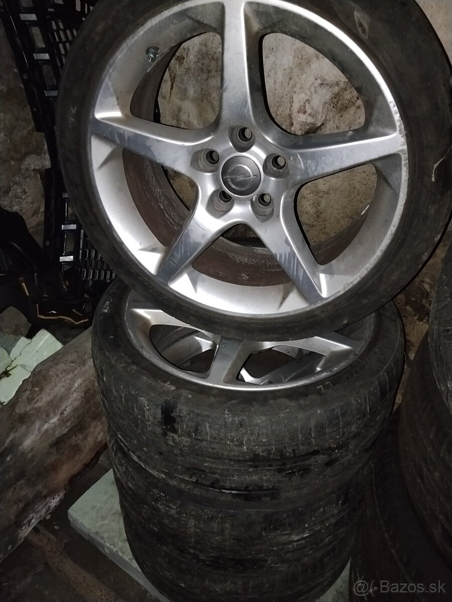 Opel Insignia elektróny - 2