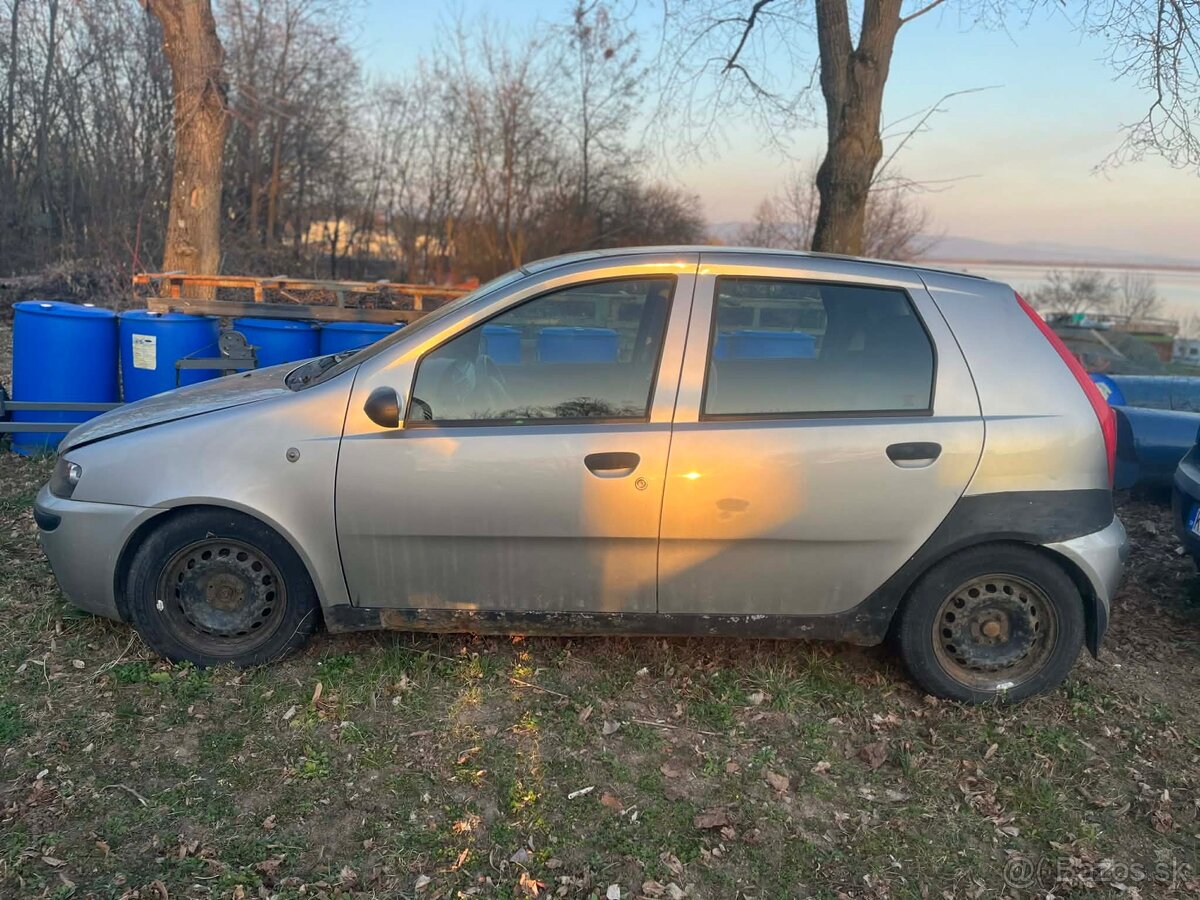 Fiat Punto - 2