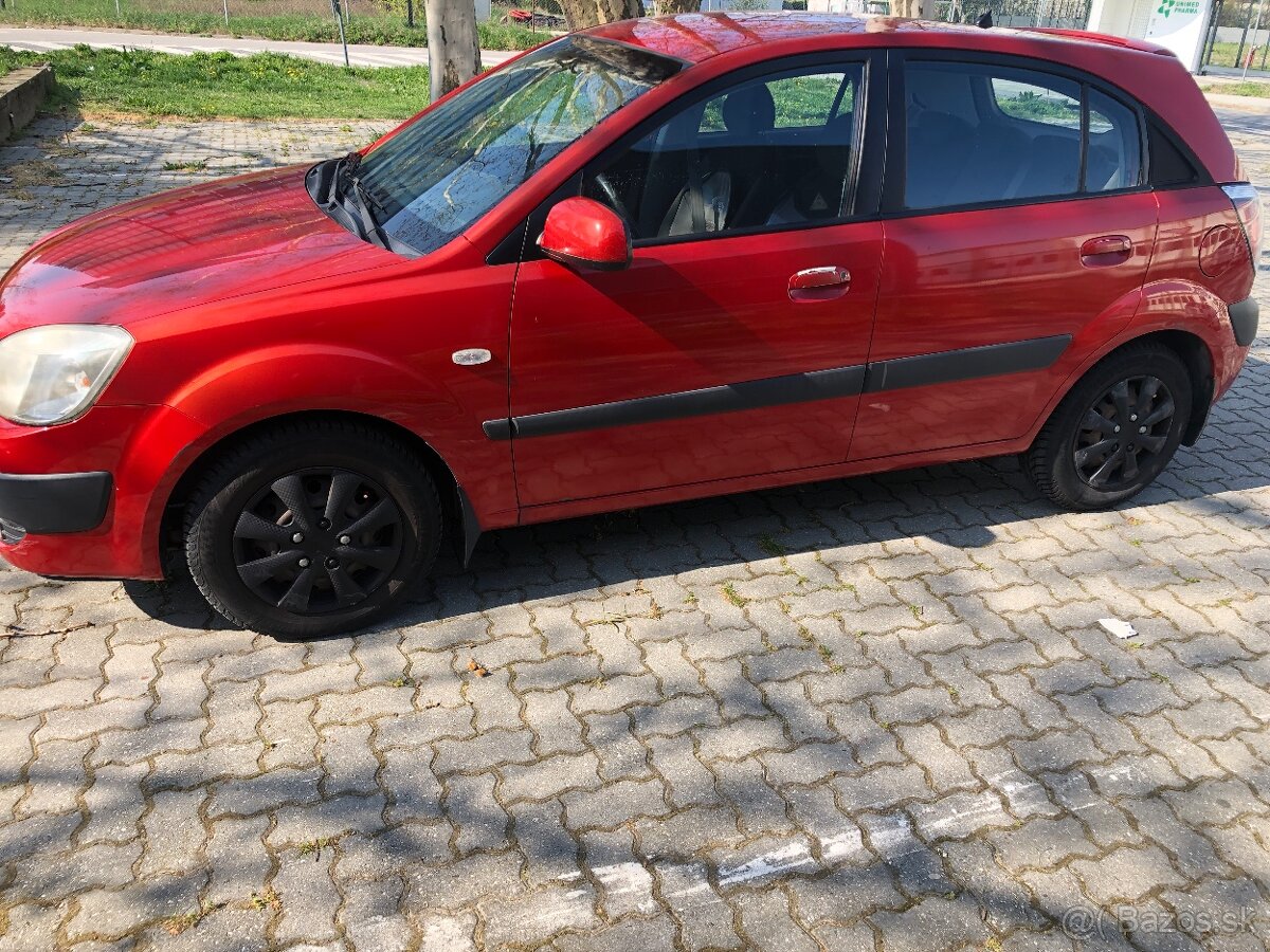 Kia rio 119000km - 2