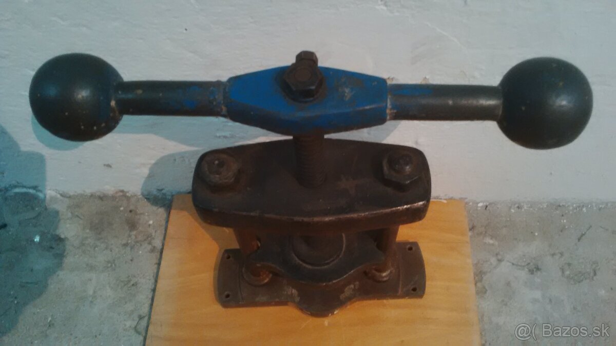 Ručný lis - 2