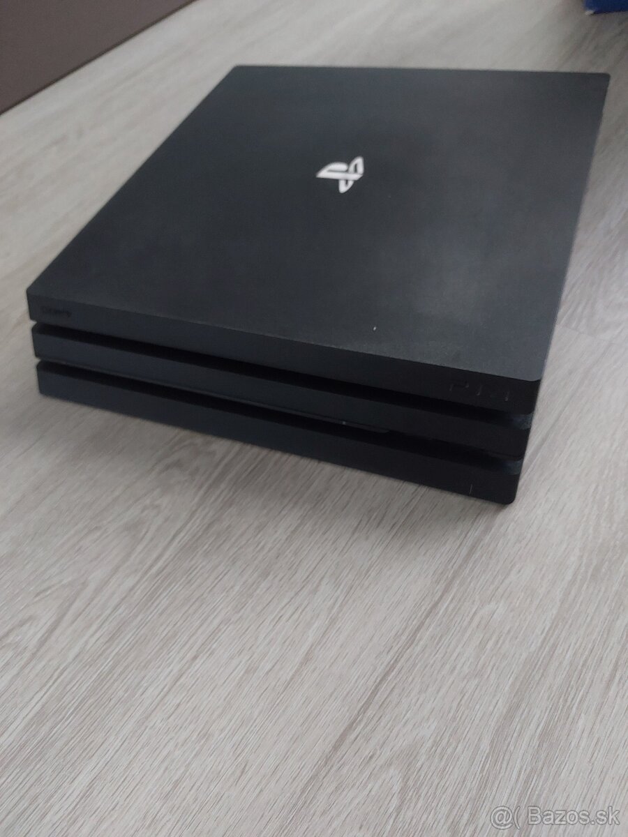 PS4 pro 1tb - 2