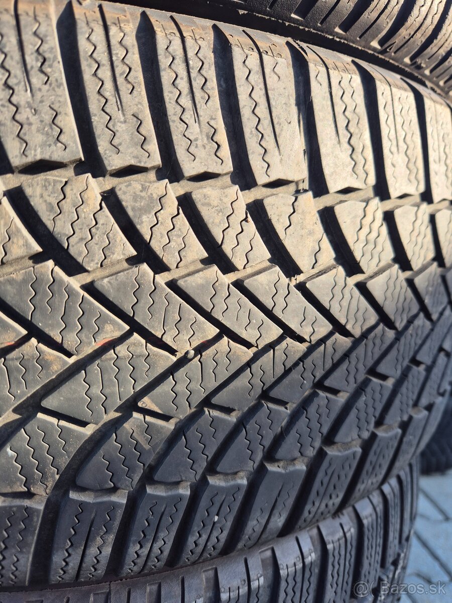 225/45 r18 Bridgestone - 2