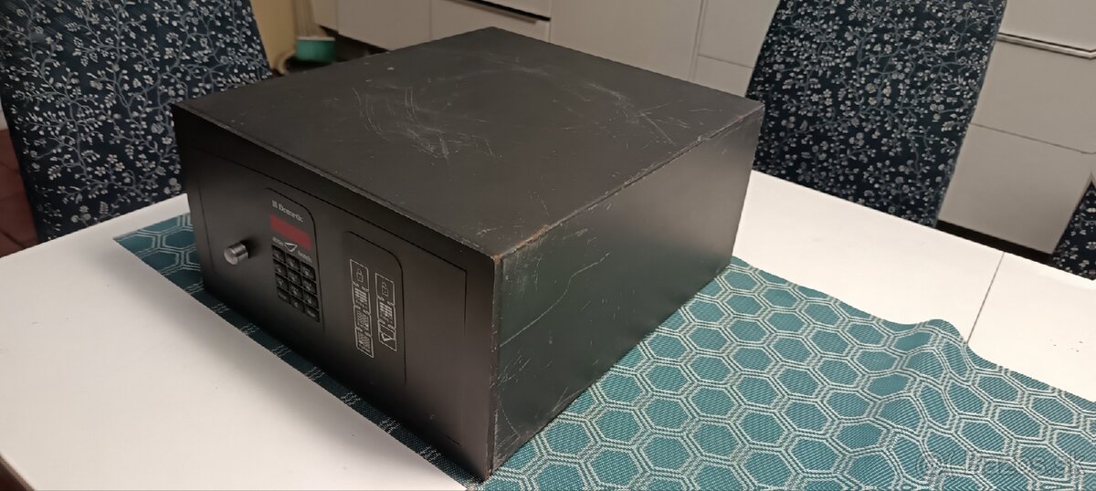 Hotelovy elektronicky trezor - 2