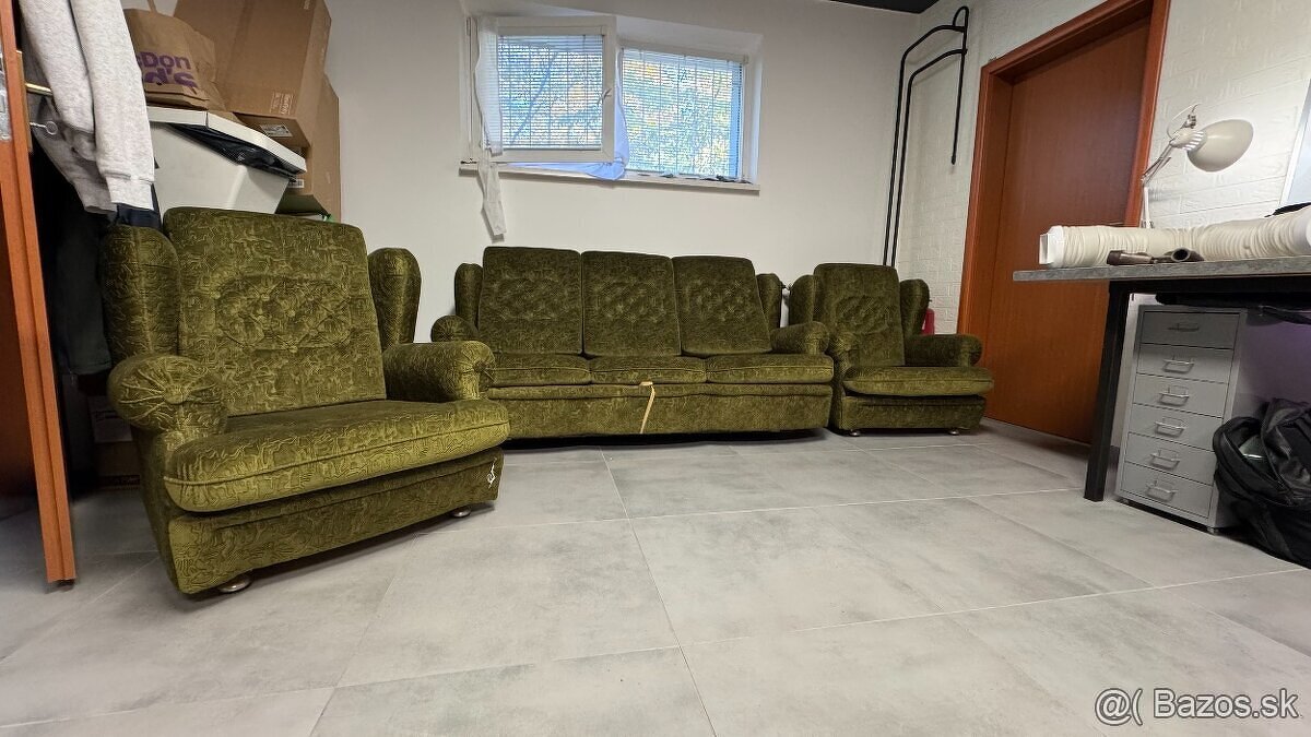 Pekná zachovalá retro sedacia súprava zelená - 2