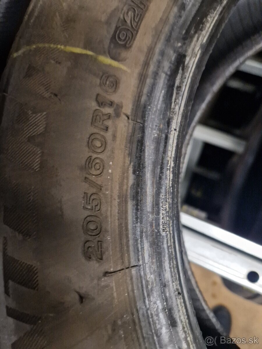 205/60r16 - 2