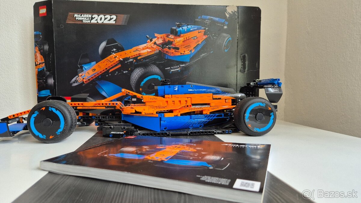 Lego TECHNIC 42142 - 2