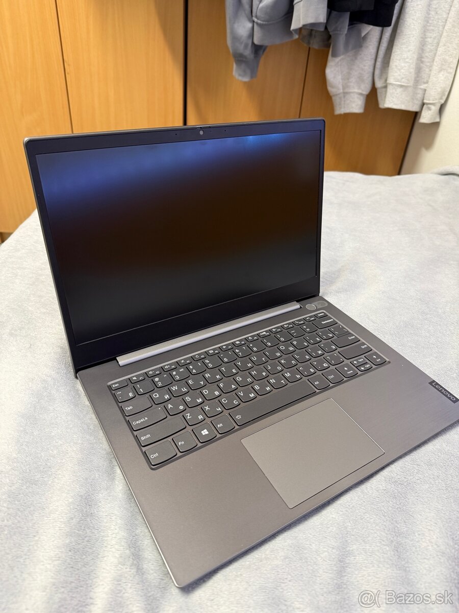 Predám notebook Lenovo - 2