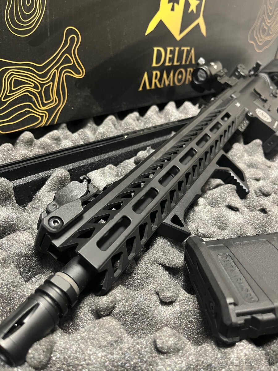 AR 15 GP licencovanu Delta Armory AEG - 2