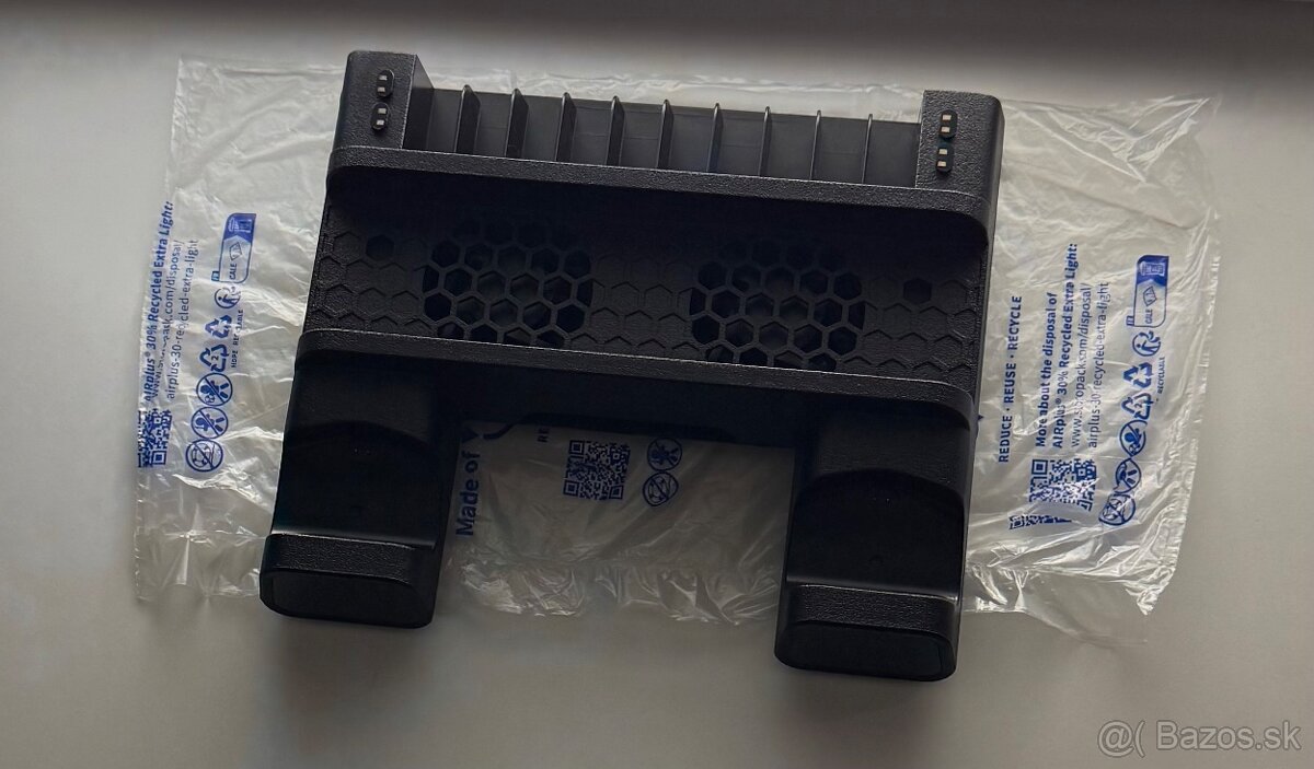 PS4 PlayStation 4 Fat 500GB + Chladiaci stojan s nabíjaním - 2