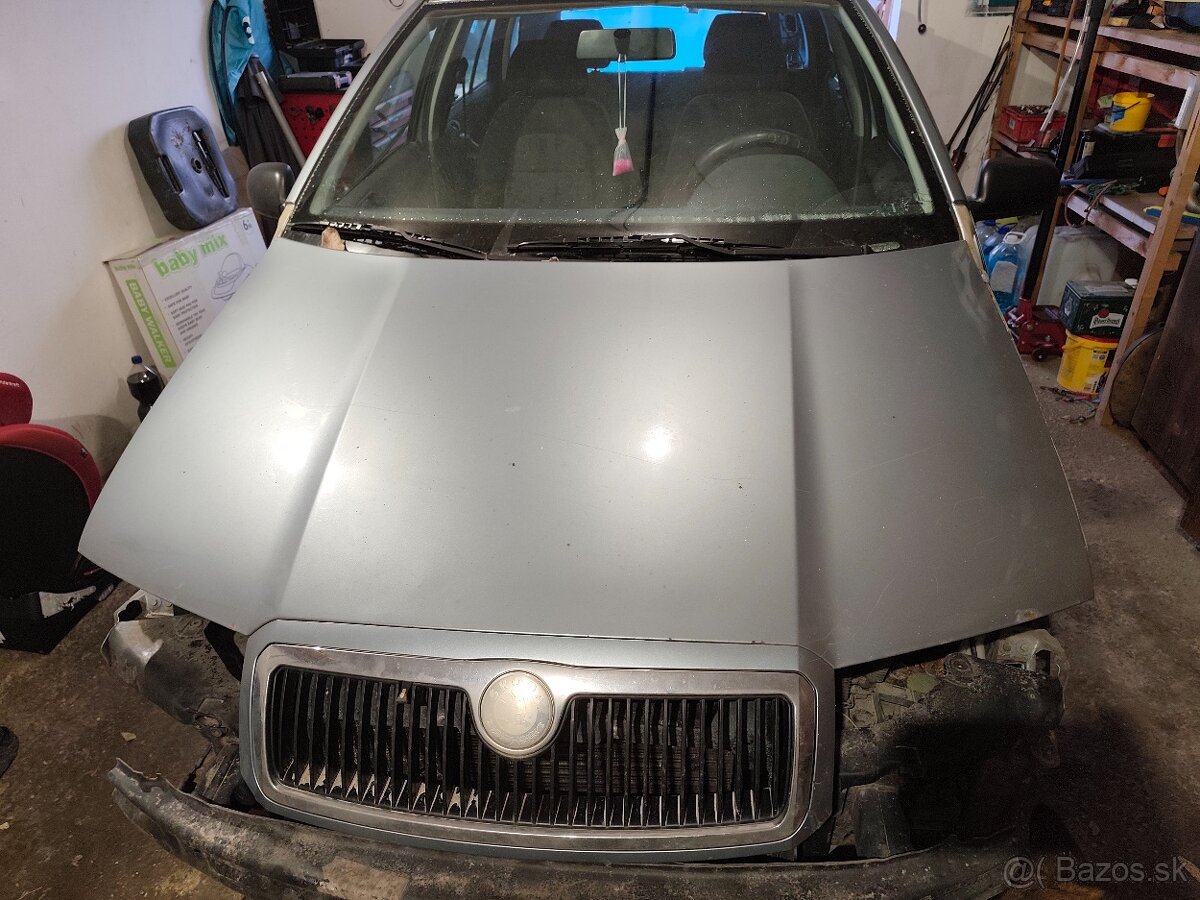 Predam Škoda Fabia 1 combi kapota - 2