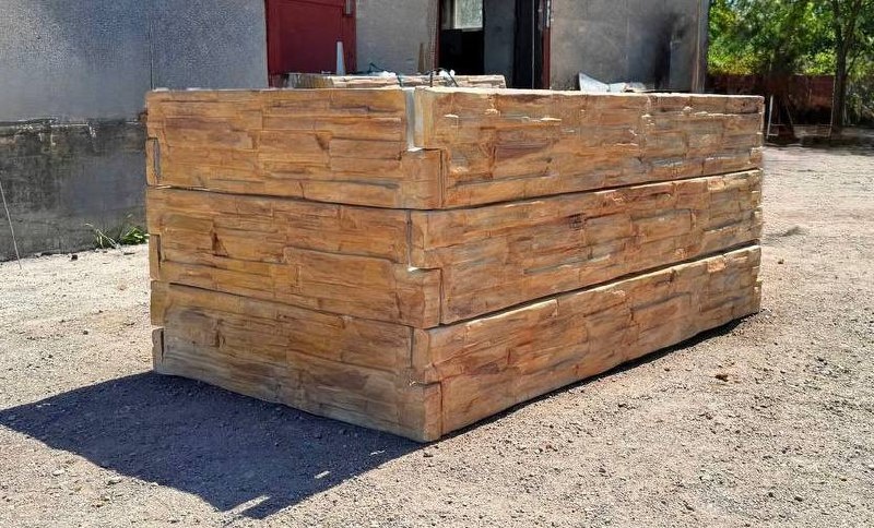 Vyvýšený záhon Betonovy - 2