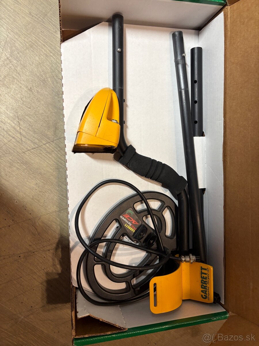 Detektor kovov Garrett Ace 150 - 2