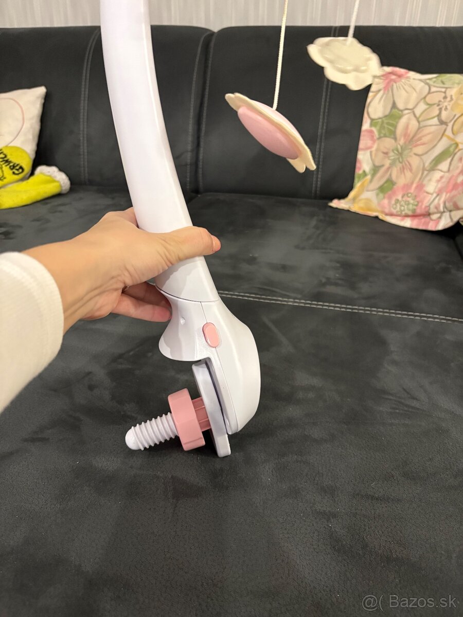 Kolotoč nad postieľku - 2