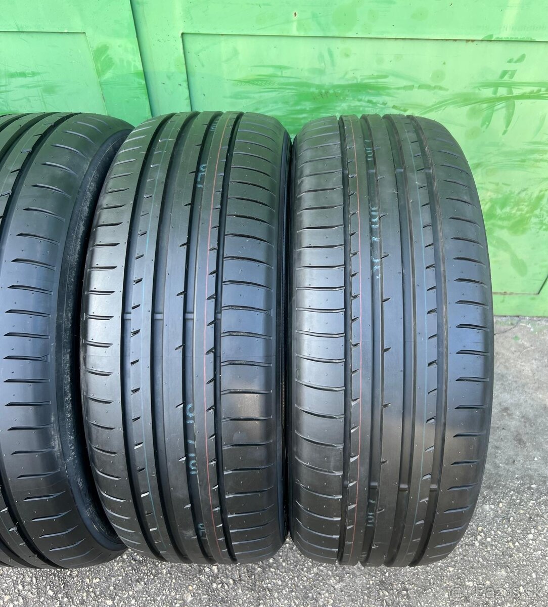 Letné pneumatiky Toyo 235/50R20 - 2