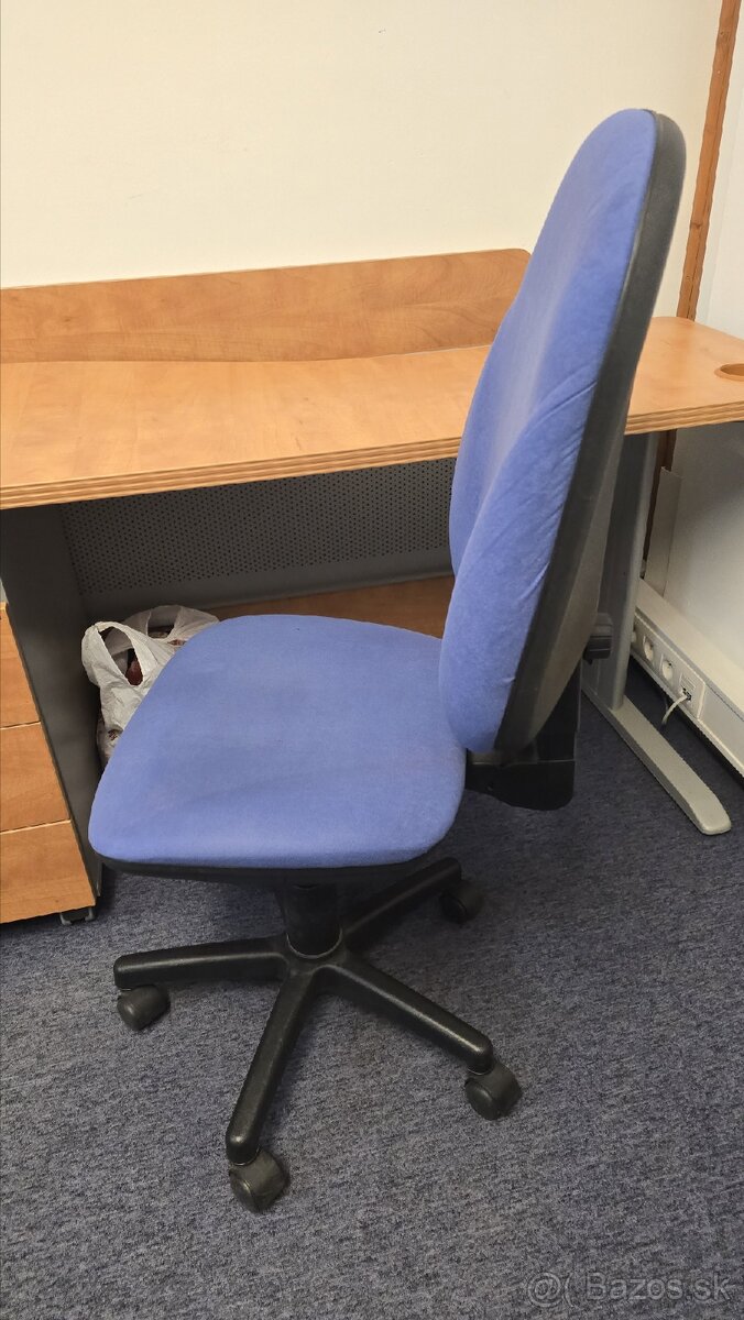 Kancelárska stolička - 2