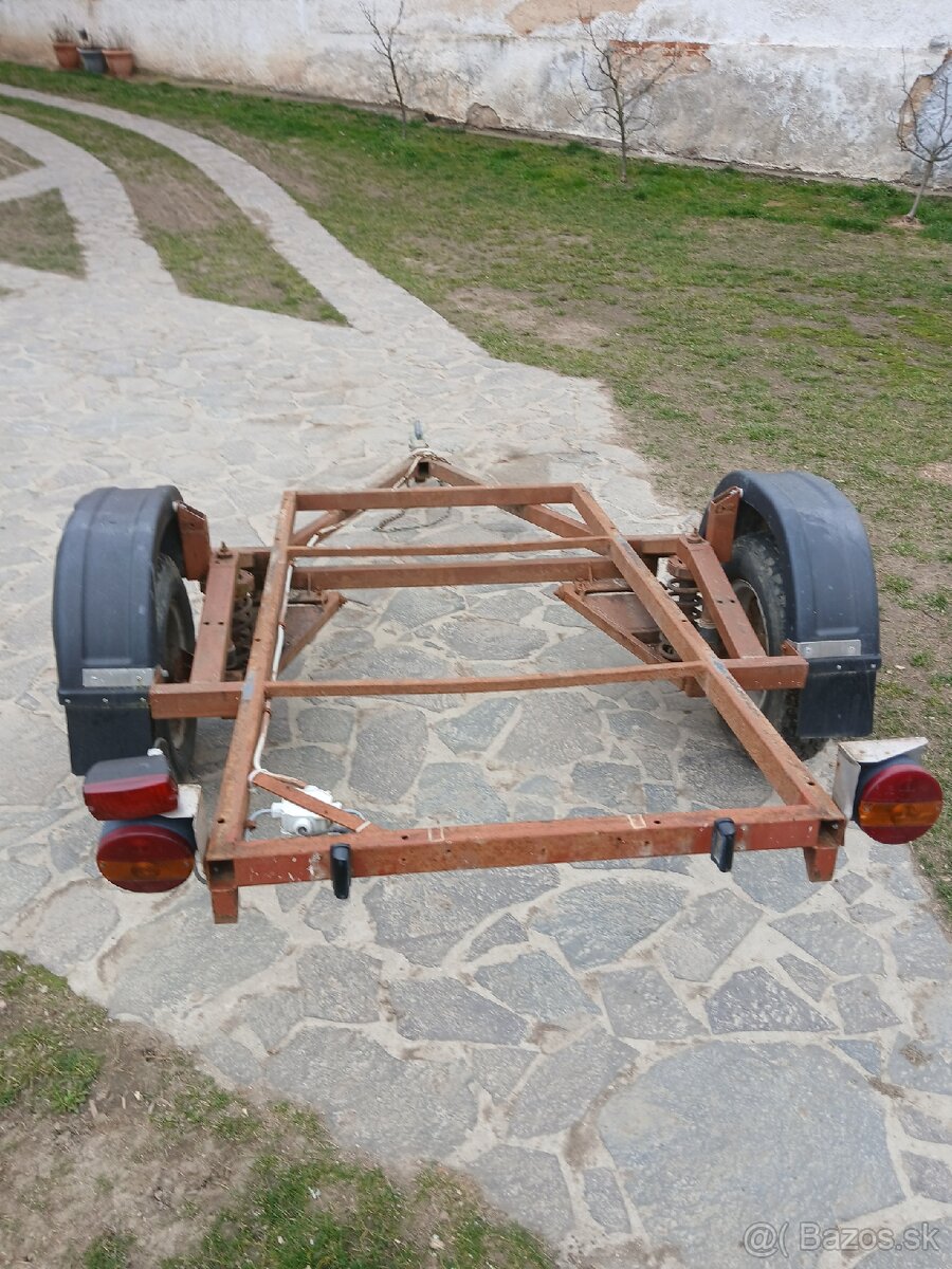 Prívesný vozik - 2