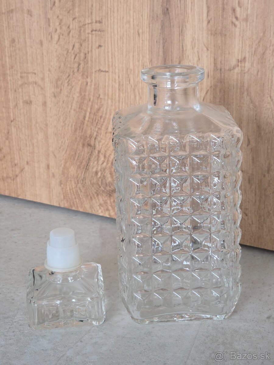 fľaša na rum/whisky 0,8L - 2