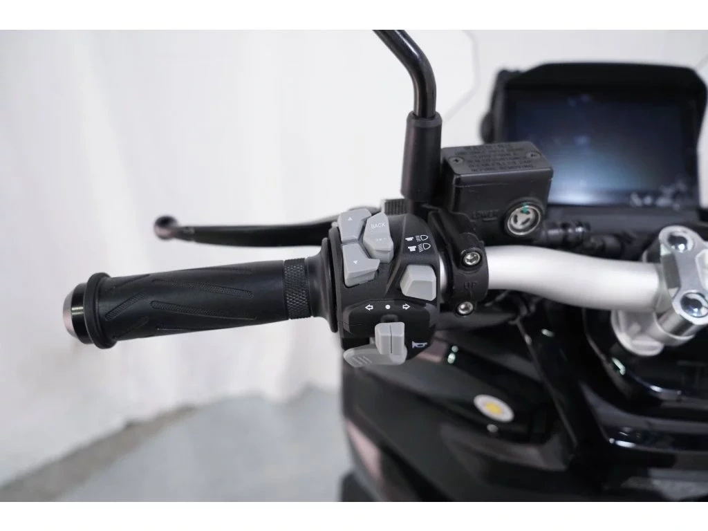 ADAMOTO ADV 125i E5+ - 2