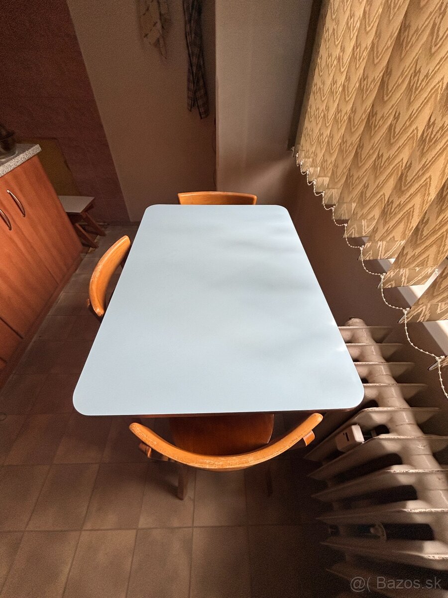 Kuchynský stôl a 3x stolička - 2