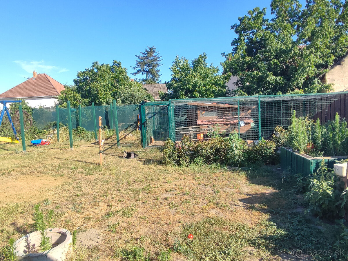 REZERVÁCIA, Predaj tehlového rod. domu , Lozorno - 2