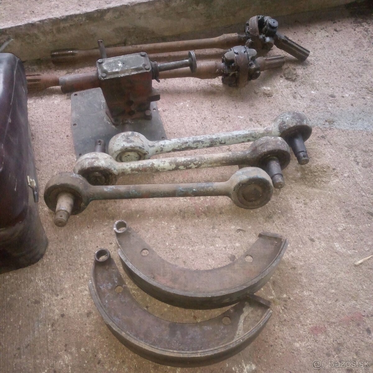 Predám náprava predná zadná stredná pera kosti šasa v3s pv3s - 2