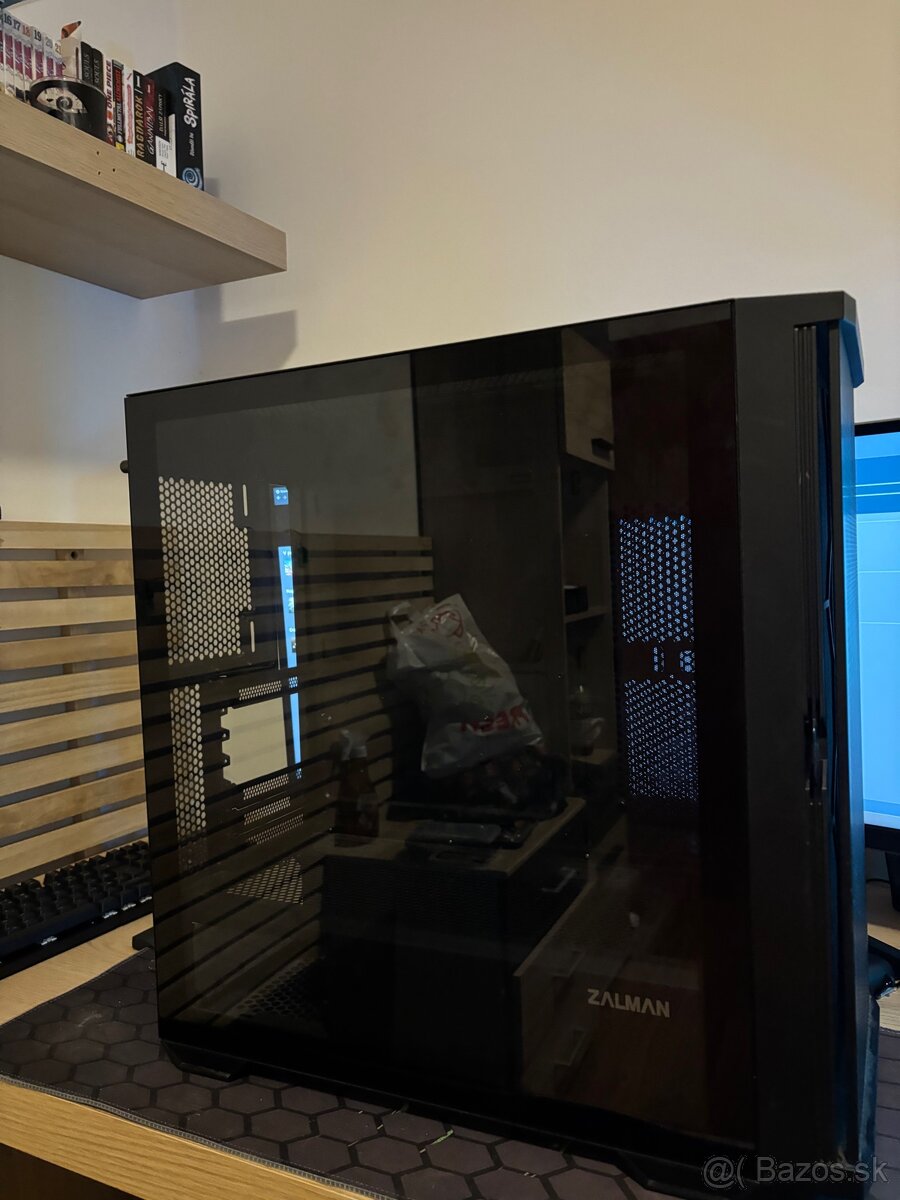 Zalman Z10 pc skrinka - 2