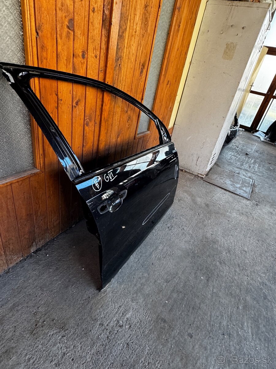 VW Golf VI 6 2008-2012 pravé predné dvere - 2