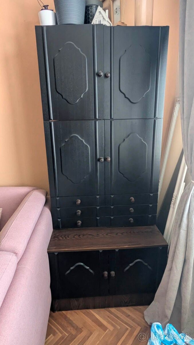 Tmavohnedé skrine - 2