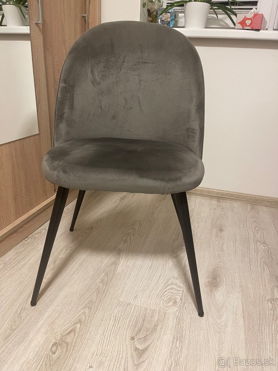 Predam stoličku jysk - 2