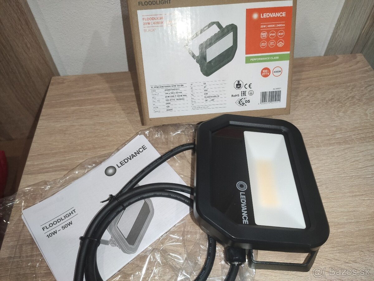 NOVY 20W LED reflektor - 2