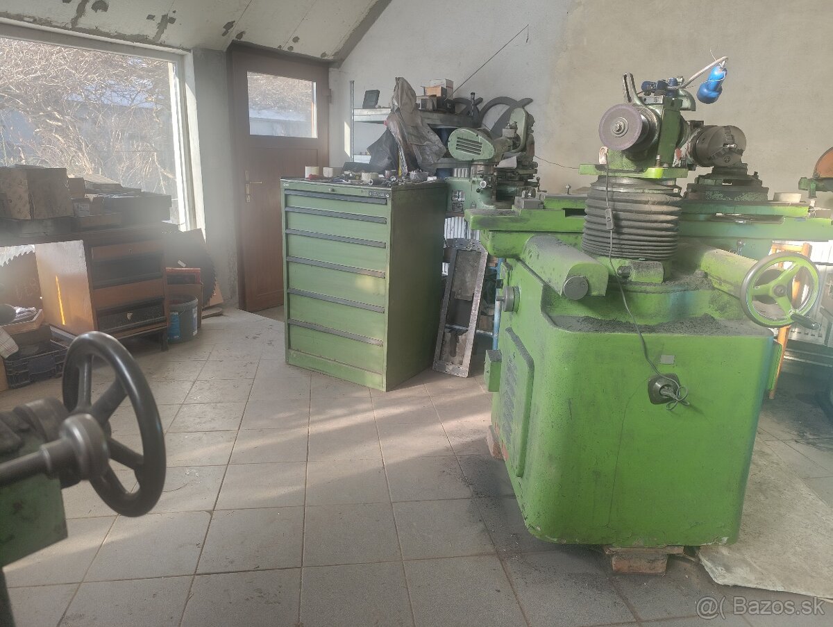 Strojárska dielňa -ostrenie náradia - 2