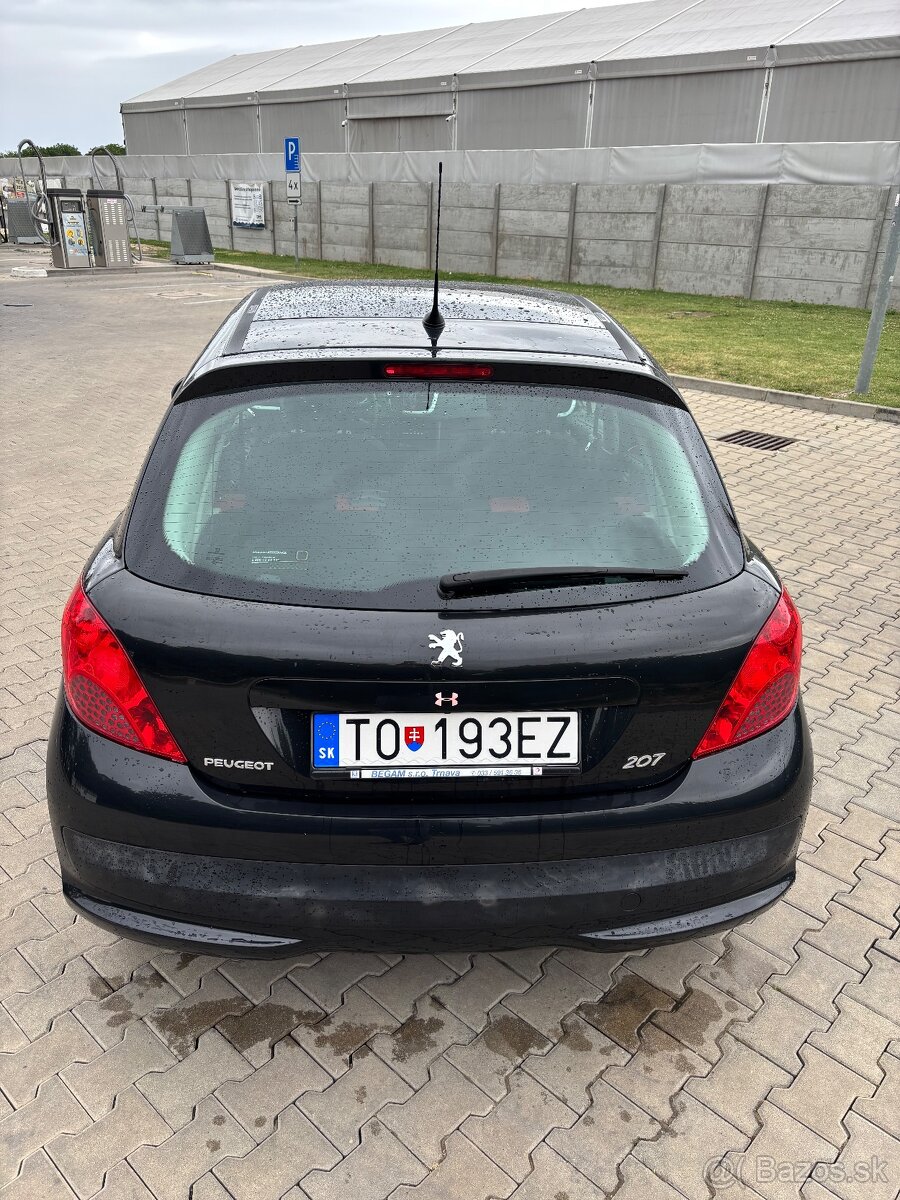 Peugeot 207 - 2