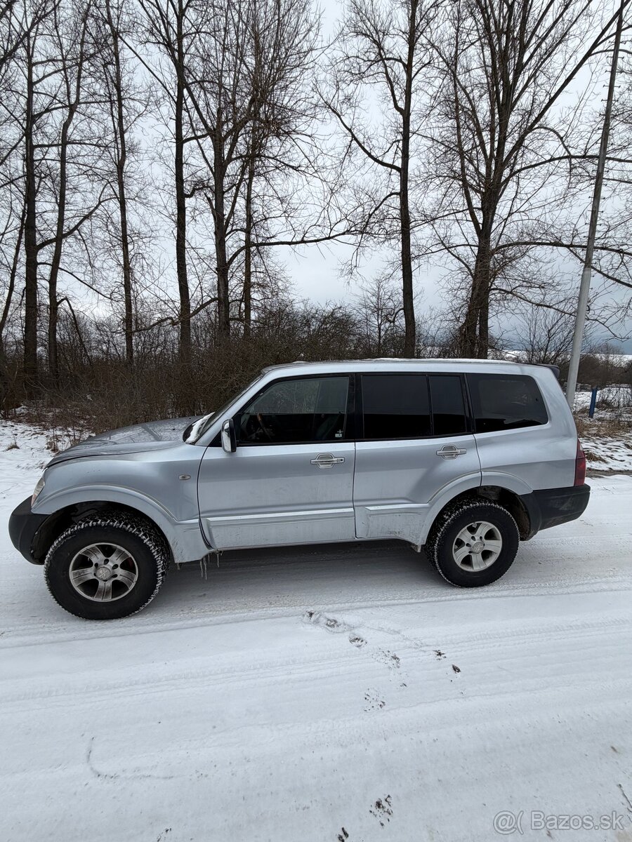 Mitsubishi pajero 3 wagon - 2