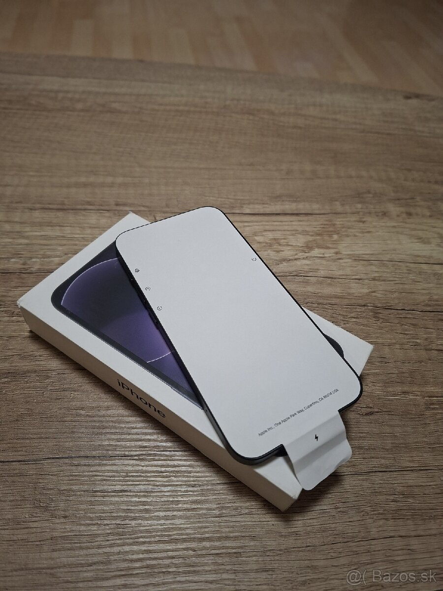 Apple iPhone 17e 256GB Nový - 2