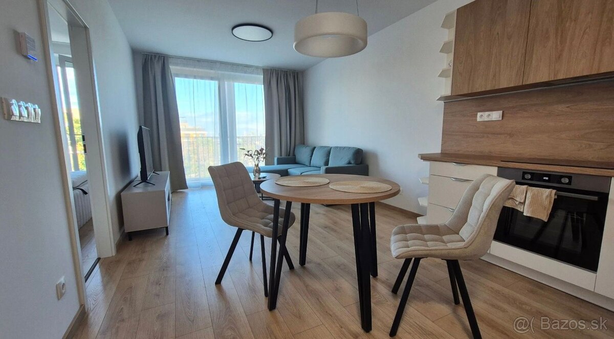 Na prenájom úplne nový, kompletne zariadený 2‑izbový byt – foto 2