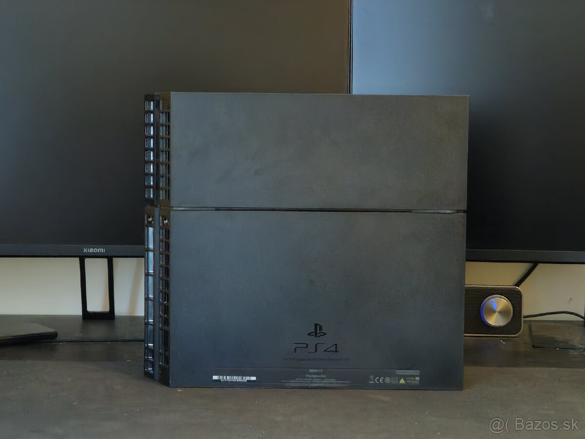 Predam Ps4 4 ovládače - 2