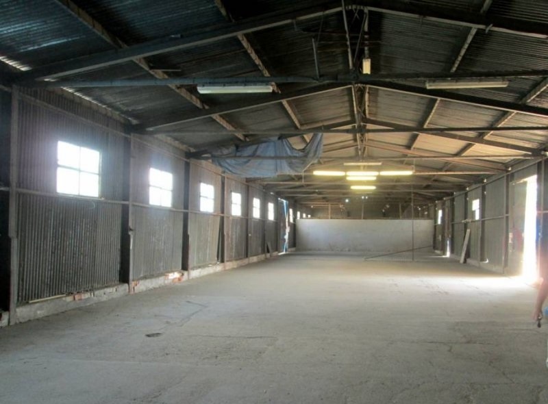 Prenájom skladu, 490m2, Cena : 2,9 €/m2/ mesiac, Zvolen - 2