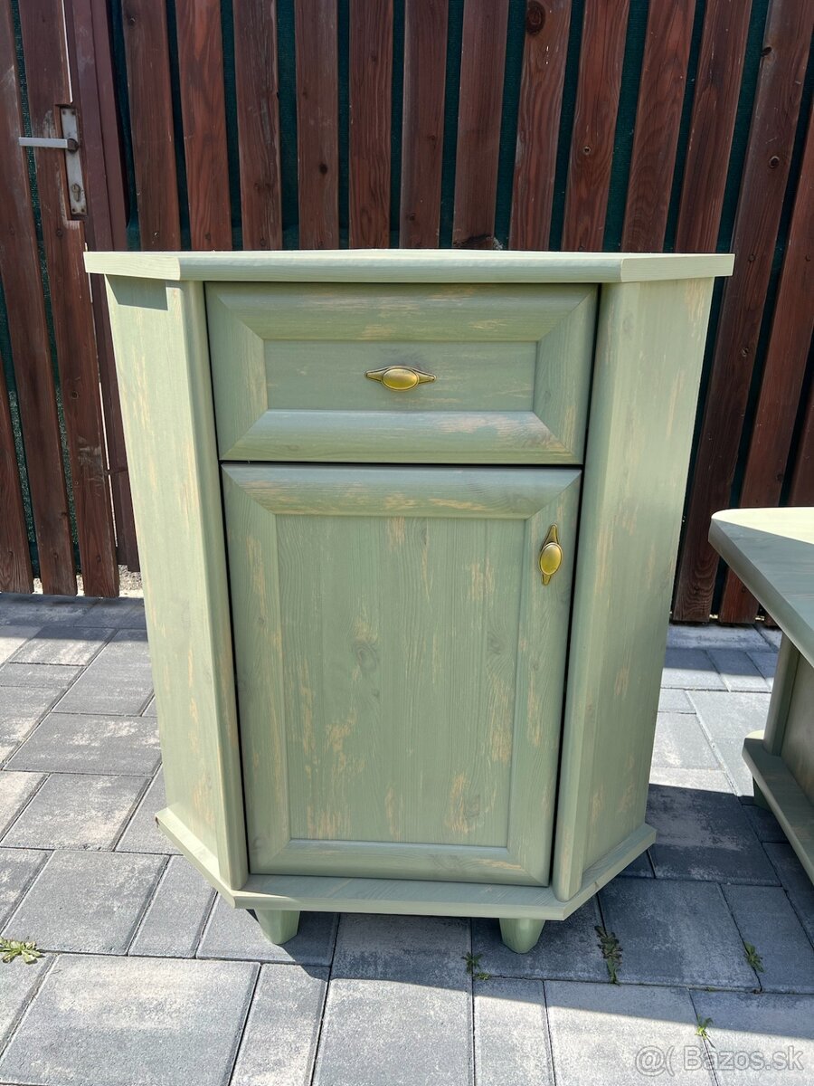Krásny rustikálny nábytok - 2