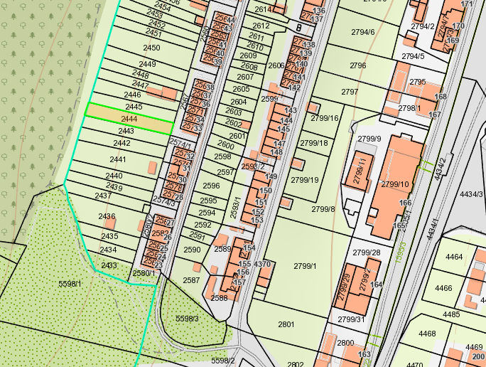 ZNÍŽENÁ CENA – Pozemky s výmerou 1,33 ha v Rožňave - 2