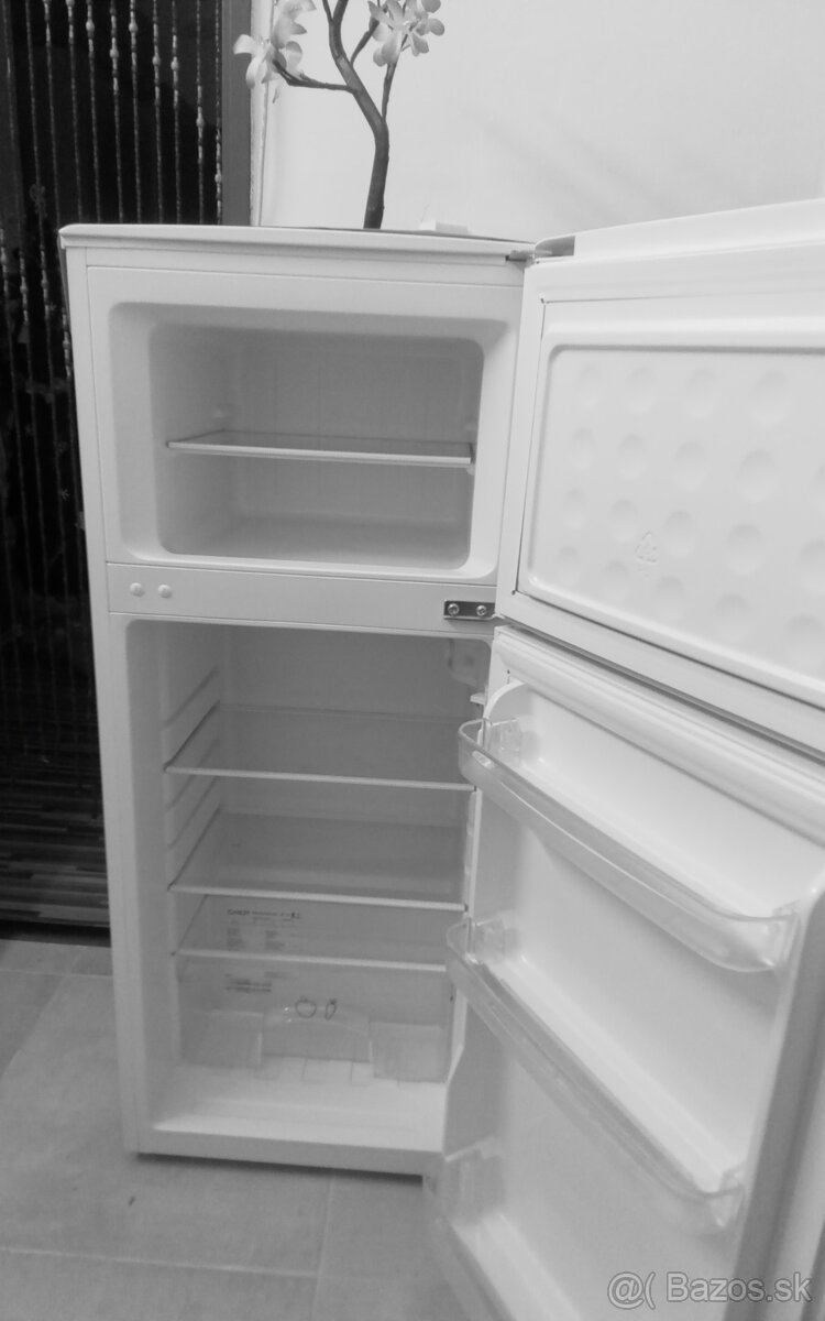 Chladnička s mrazničkou Candy - 2
