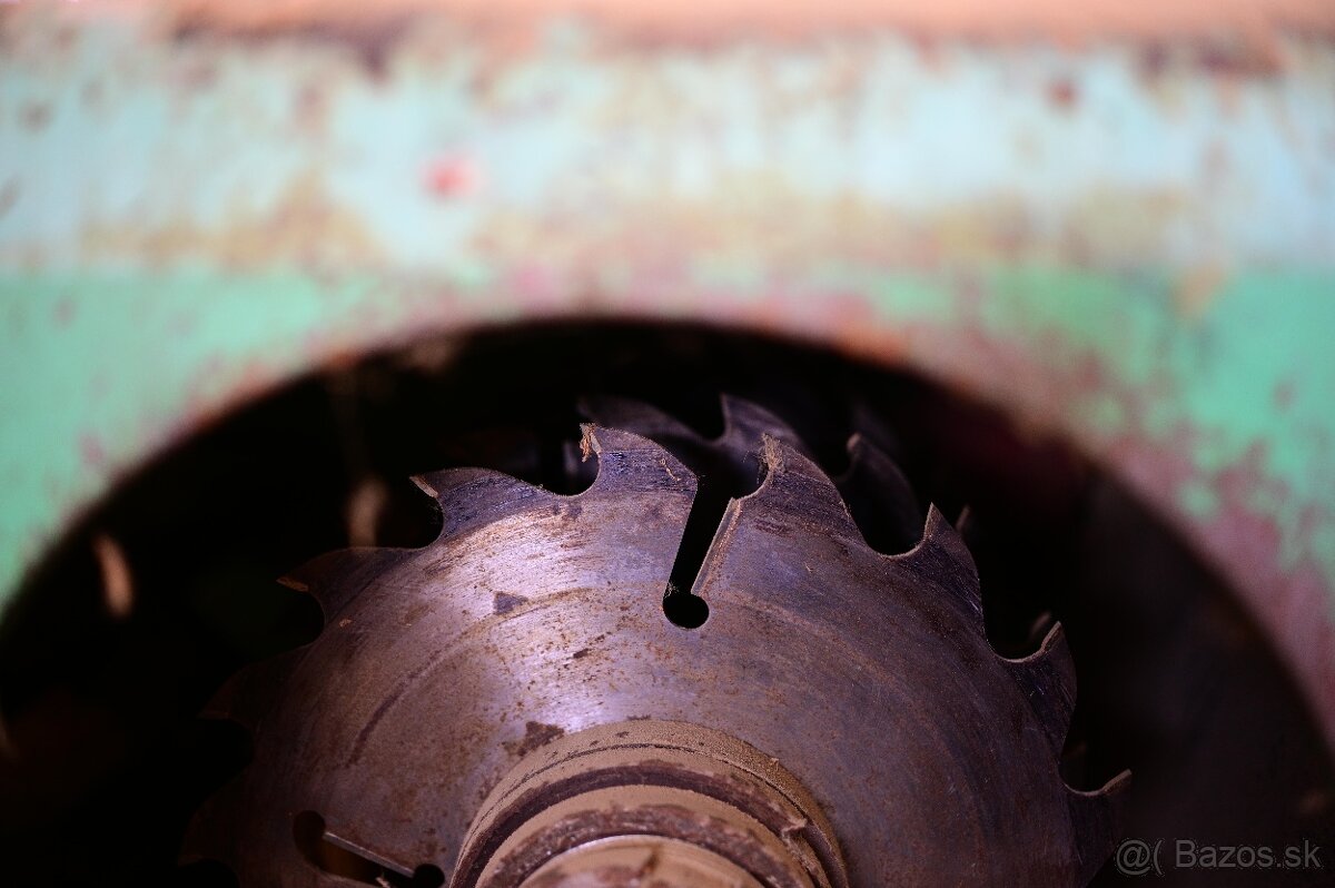 Rozmietaciu píla - 2